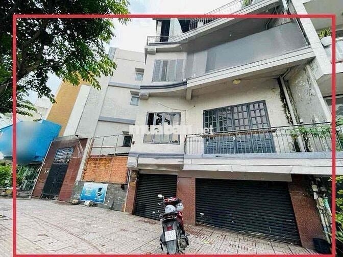 Cho Thuê Nhà Mặt Tiền-Có Sân Siêu Rộng-Bình Tân(Giáp Quận 6)