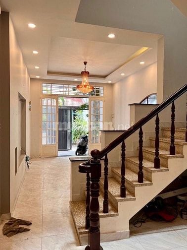 ĐỪNG BỎ QUA CĂN NHÀ 44,8m2 giá 2,390tỷ đường Hoàng Văn Thụ, Tân Bình