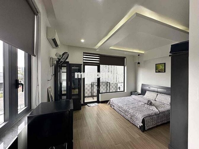 Cho Thuê Căn Hộ Thoáng Mát Ngay Vòng Xoay Dân Chủ