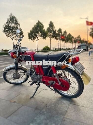 Honda SS50E màu Đỏ