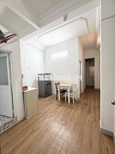 CHDV 2pn 1pk full nội thất, ban công-cửa sổ, ko chung chủ, DT:60m2.