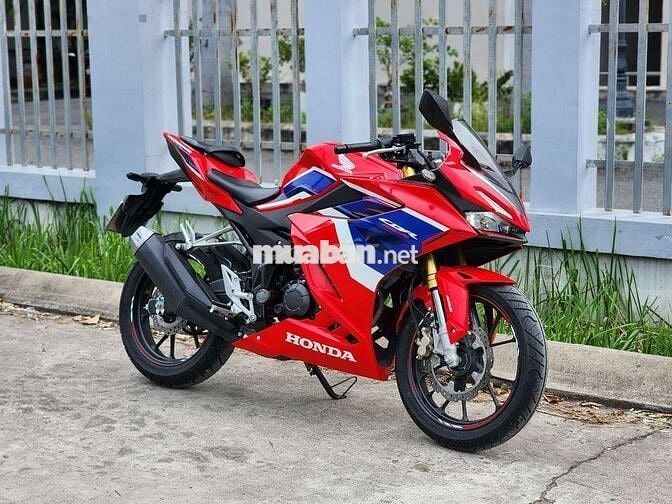 CBR150R 2022 new 99% 170km mới keng