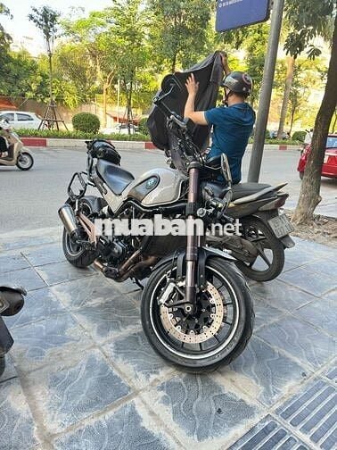 cần đổi qua 4 lốp nên bán