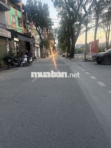 50m2 đất Thuỵ Phương, ô tô BMV X7 ngủ giữa đất