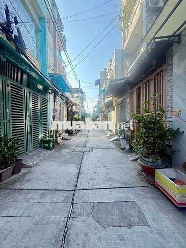 😍SIÊU PHẨM - 2 TẦNG - HẺM 5M - GIÁP TÊN LỬA - Hoàn công đủ_Giá 3,98tỷ