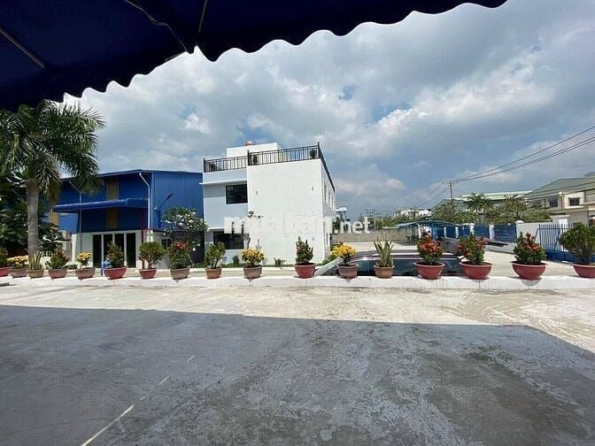 Cho thuê kho xưởng 280 triệu,35mx 7m,mặt tiền đường số 10 KCN Tân Bình