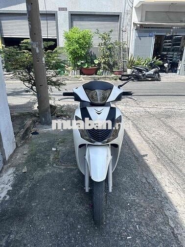 Honda SH Trắng