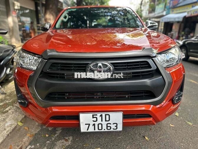 TOYOTA HILUX E 2021 AT NHẬP KHẨU
