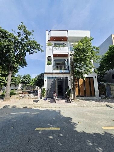 Chính chủ bán gấp nhà 1T 2L 60m2 giá 2,55 tỷ,Tân Đông Hiệp, Tp.Dĩ An