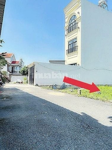 Hàng Hiếm-Đất Đẹp 66M2-Nguyễn Thị Định-Quận2-Hẻm Ô Tô- Không Quy Hoạch