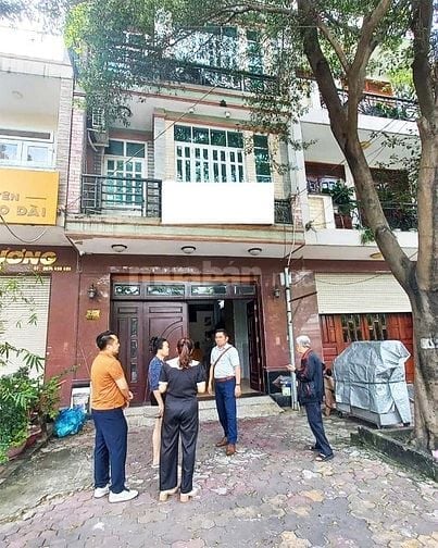 Bán nhà nghỉ 12 phòng Tân Hiệp – Mặt tiền 12m cực hiếm