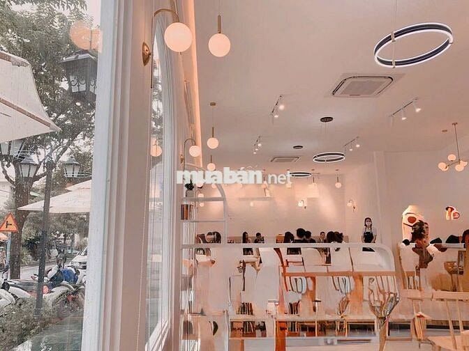 CC gửi sang quán coffee 2MT Ngô Thì Nhậm