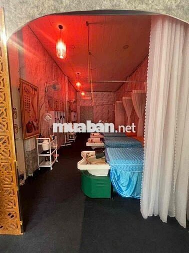 e cần sang lại tiệm spa ở hóc môn