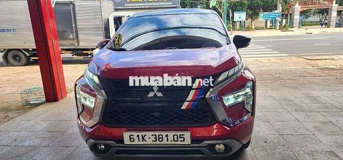 Mitsubishi Xpander Premium 2023 Đỏ..số tự động 1.5