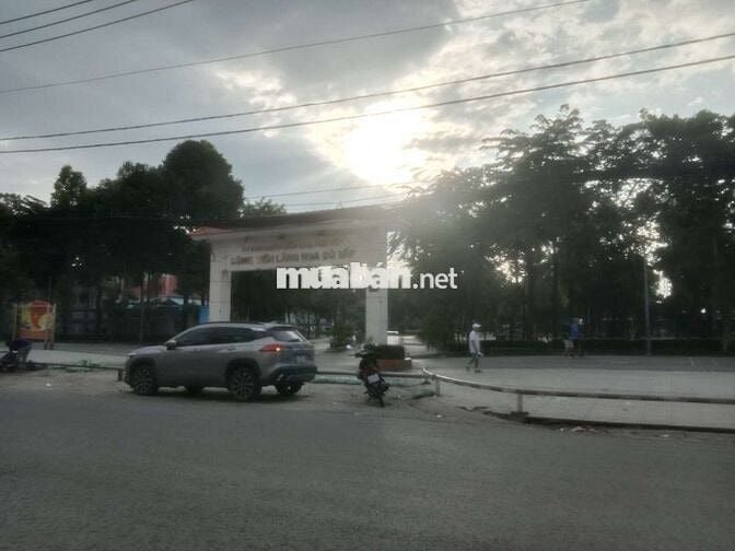 GẦN CÔNG VIÊN LÀNG HOA ĐƯỜNG SỐ 18 GÒ VẤP 2 TẦNG 2PN HƠN 6 TỶ