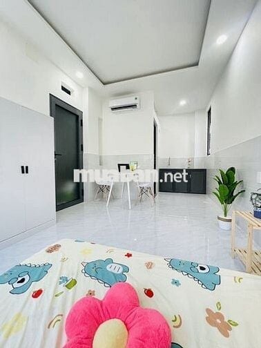 CHDV ban công sẵn nội thất ngay chợ Phạm Văn Bạch