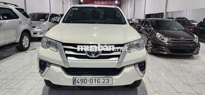 Toyota Fortuner 2016 2.4G Trắng