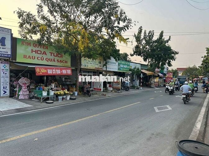 Bán mặt bằng kính doanh gồm 8kiot đường số 9 TĐC Phú Chánh, Hoà Phú