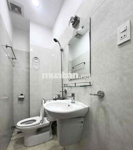 CHÍNH CHỦ CHO THUÊ STUDIO – BÀN CỜ, QUẬN 3 – GIÁ CHỈ 4TR5