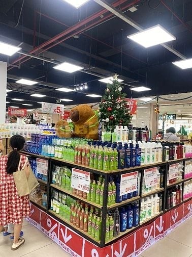 CỬA HÀNG CẦN TUYỂN NHÂN VIÊN BÁN HÀNG 