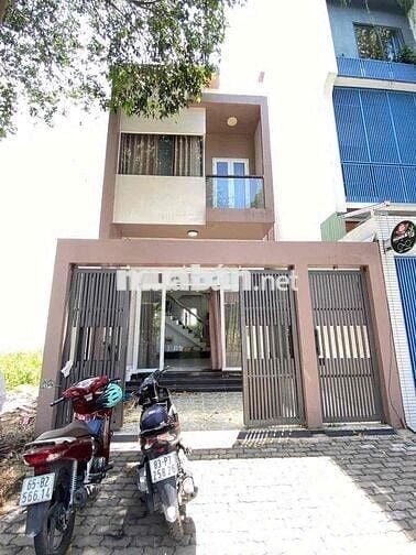 🌻CHO THUÊ NHÀ TRỆT LẦU CÓ NỘI THẤT ĐƯỜNG SỐ 10 KDC NAM LONG