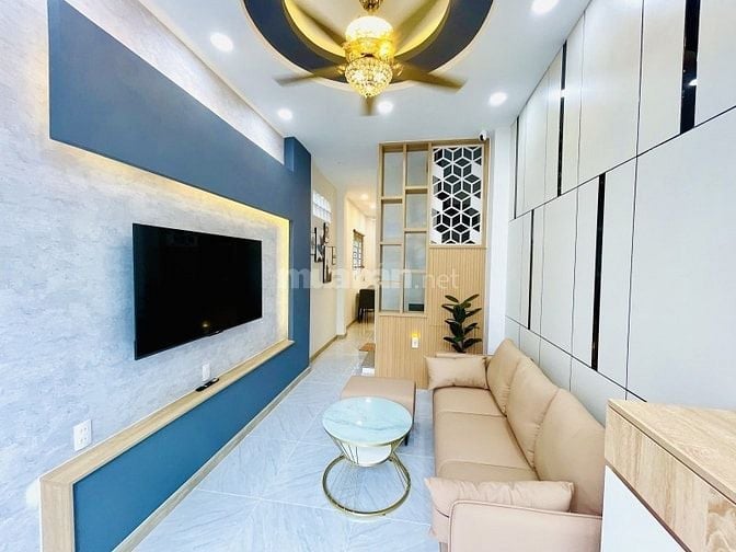 Mặt tiền KD nguyễn trọng tuyển 43.5m2 dtsd 2 tầng 2pn chỉ nhỉn