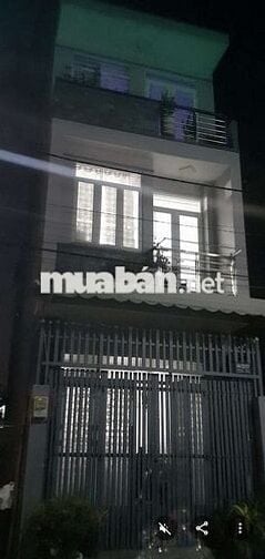 1% hoa  hồng cho người giới thiệu . Nhà hẻm xe hơi .xây dựng  kiên cố