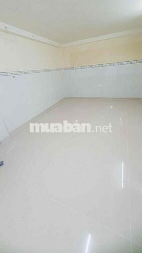 Phòng Trống, Q4, 36m2, sạch sẽ, an ninh