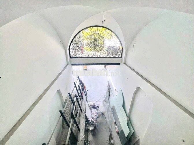 BIỆT THỰ TÂN PHÚ CÓ HẦM- THANG MÁY - 6 PHÒNG - FULL PCCC (4,2X28)