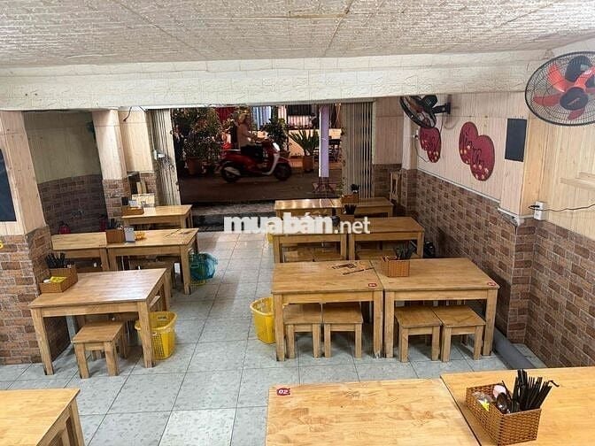 Cần sang gấp mặt bằng Nguyễn Văn Thương & toàn bộ đồ