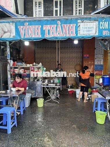 Cần sang quán hủ tiếu ( khu ẩm thực quận 6)