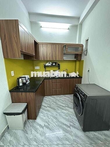 Share lại 1 phòng trong nhà nguyên căn