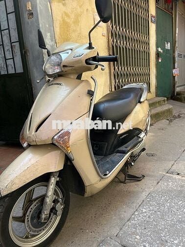 Chính chủ bán xe Honda Lead đời đầu. Xe tốt êm