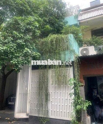 Cho Thuê Nhà Mặt Tiền Gần Góc Trần Doãn Khanh, Quận 1