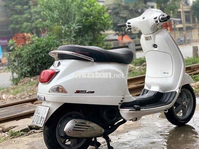 Piaggio Vespa S125 3V i.e. Trắng