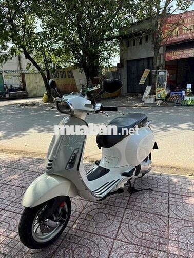 Piaggio Vespa Sprint 125 2014 chính chủ biển 60