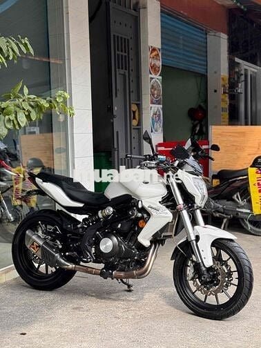 Benelli BN302 Trắng 35000 km