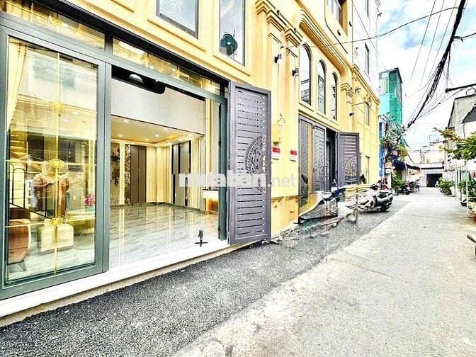 🤩🤩bán nhà quang trung 5 tầng nhỉnh 6 tỷ hẻm xe hơi