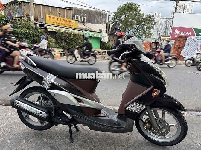 Yamaha Mio màu Nâu Đen Bạc