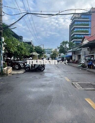 Đất Xây Tòa Nhà, CHDV, Khách Sạn 9x33(298m2) Đường 12m Dương Quảng Hàm