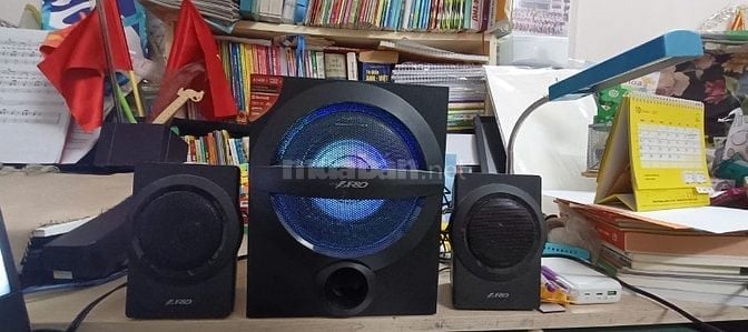 Cần bán bộ loa F&D A140X. Loa nghe hay, hình thức đẹp