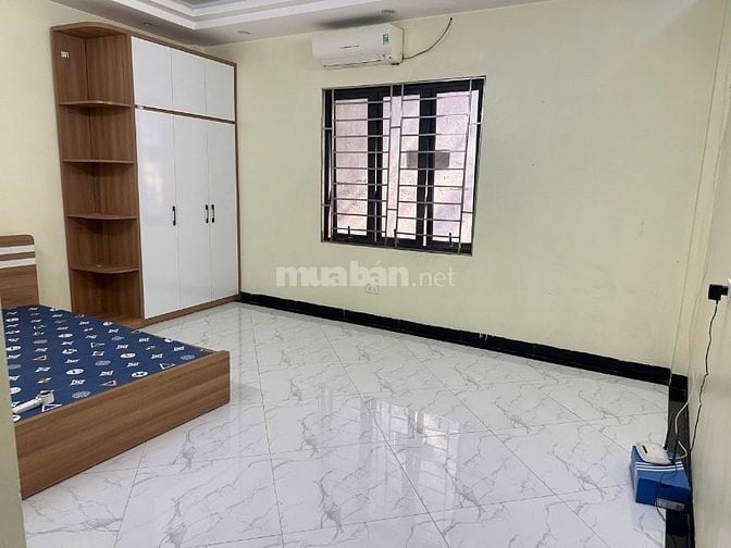 Cho thuê phòng DT 30 m2 khép kín, ngõ 317 số 60 phố Trần Đại Nghĩa