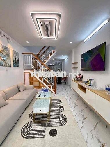 SIÊU PHẨM 2 TẦNG TRẦN THỊ TRỌNG – FULL ĐỒ CAO CẤP – HXH – 4.6 TỶ