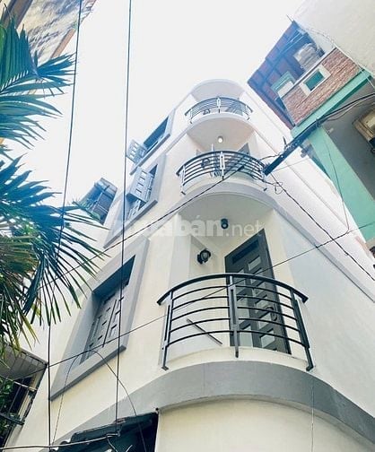 CHÍNH CHỦ BÁN 106/4/3 NGUYỄN VĂN CỪ - 3 TẦNG - SỔ VUÔNG - 6.3 TỶ