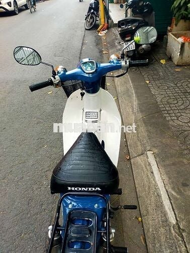Honda Cub 81 Xanh trắng Đã sử dụng