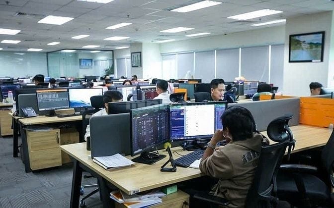 CẦN TUYỂN NHÂN VIÊN 1 KẾ TOÁN, 1 NHÂN VIÊN VĂN PHÒNG 