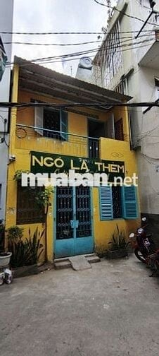 Cho thuê nhà hẻm xe hơi Cách Mạng Tháng 8, quận 3 (cũ)