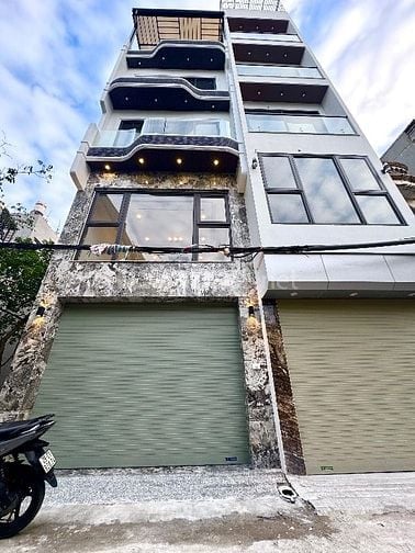 BÁN NHÀ THẠCH BÀN – 52M – 6 TẦNG THANG MÁY –Ô TÔ TRÁNH