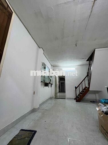 Cho thuê mặt tiền đường kd Tám Danh p4 q8