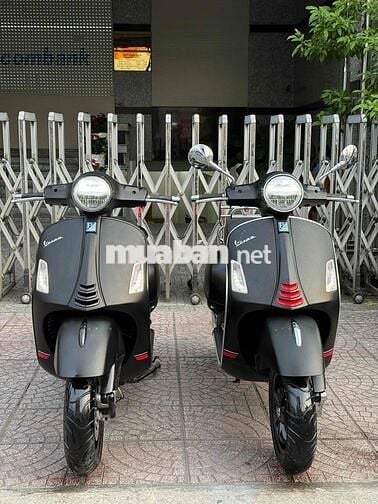 Vespa GTS S 150 150 2022 chính chủ xe đẹp mới 90%
